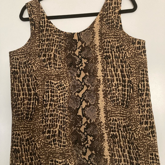 Allison Taylor Four-Way Silk Tee - Picture 1 of 8